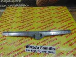 Молдинг решетки радиатора Mazda Familia Mazda Familia 1999 в Кемерово Молдинг решетки радиатора Mazda Familia Mazda Familia 1999