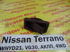 Пепельница задн. Nissan Terrano WHYD21 Nissan Terrano WHYD21 1992 в Кемерово Пепельница задн. Nissan Terrano WHYD21 Nissan Terrano WHYD21 1992