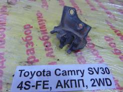 Кронштейн троса акселератора Toyota Camry SV30 Toyota Camry SV30 в Кемерово Кронштейн троса акселератора Toyota Camry SV30 Toyota Camry SV30