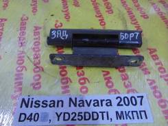 Крепление двери багажника Nissan Navara D40 Nissan Navara D40 в Кемерово Крепление двери багажника Nissan Navara D40 Nissan Navara D40
