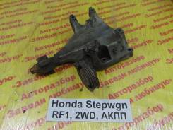 Кронштейн кондиционера Honda Stepwgn RF1 Honda Stepwgn RF1 1997 в Кемерово Кронштейн кондиционера Honda Stepwgn RF1 Honda Stepwgn RF1 1997