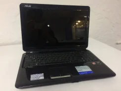 Asus K50. 15.6", 2,3����, ��� 3072 ��, ���� 320���, WiFi: 1, Bluetooth: 1, ����������� �� 1��. ����