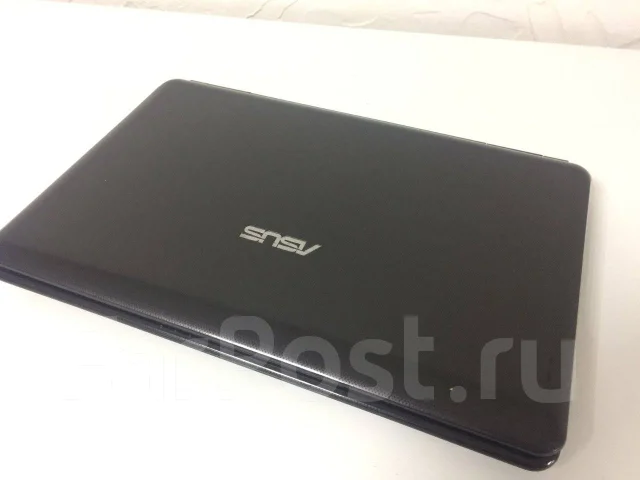 Asus K50. 15.6", 2,3����, ��� 3072 ��, ���� 320���, WiFi: 1, Bluetooth: 1, ����������� �� 1��. ����