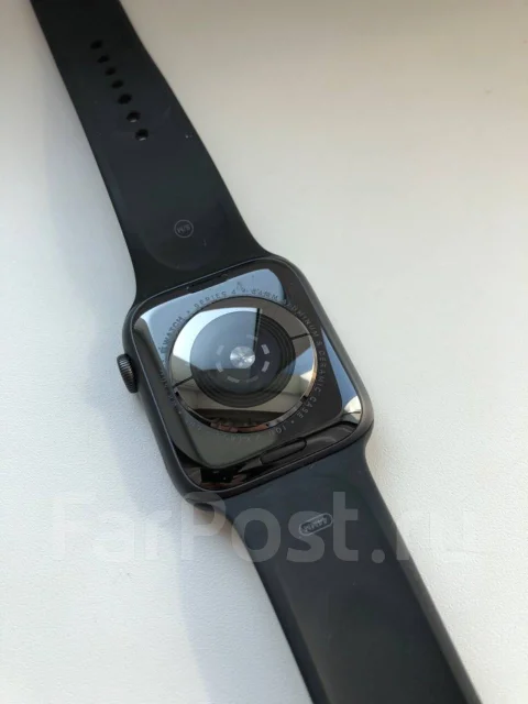 Apple Watch Series 4. GPS ����
