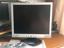 Aquarius. 17" ����