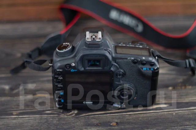 Canon EOS 5D Mark II. 20 � ����� ��, ���: 14� � ����� ����