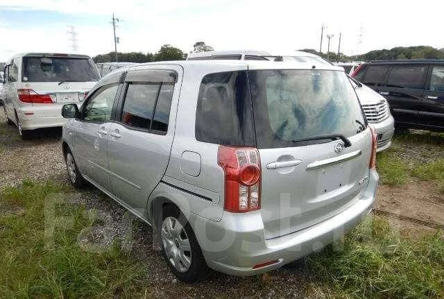 Toyota Raum ����
