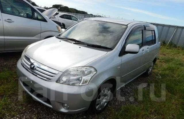Toyota Raum ����