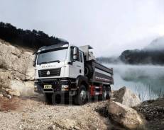 Howo Sinotruk, 2019 в Новосибирске Howo Sinotruk. Самосвал 6х4 C7H ZZ3256V384ME двигатель MC11.44-50 440л. с., КПП ZF16, 11 000 куб. см., 25 000 кг., 6x4