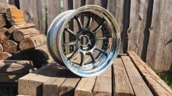 SSR Professor SP3. 10.5x18", 5x114.3, ET-22 ����