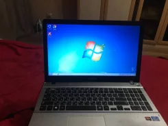 Samsung 370R5E. 15.6", 3,2����, ��� 6 ��, ���� 750���, WiFi: 1, Bluetooth: 1, ����������� �� 5��. ����