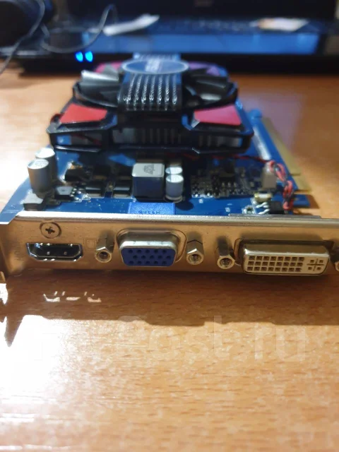 GeForce GT 440 ����