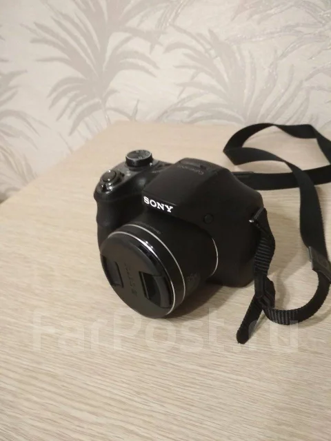 Sony Cyber-shot DSC-H300. 20 � ����� ��, ���: 14� � ����� ����