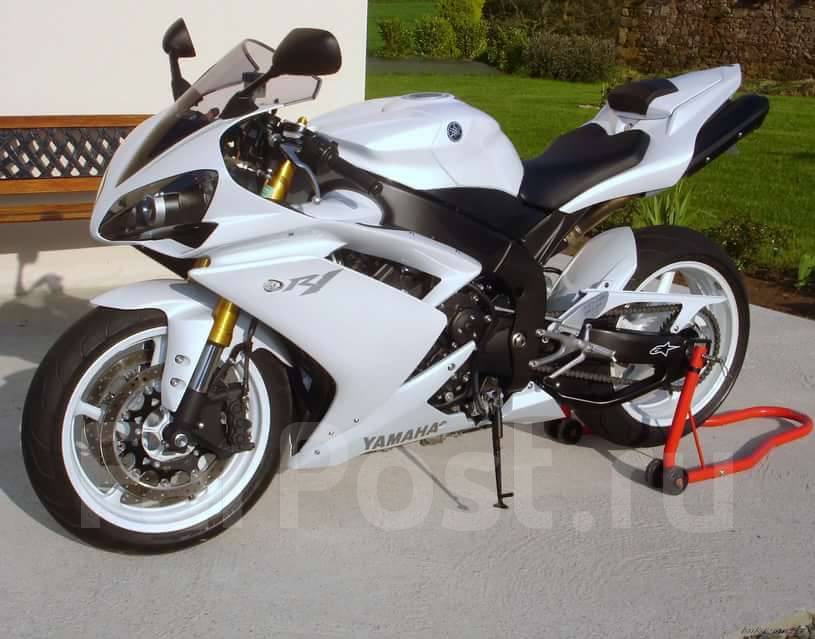 Ямаха r1 белая