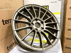 Enkei RS05. 7.5x17", 5x112, ET38, �� 57,1���. ����