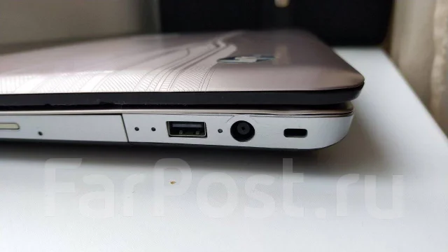 HP Pavilion dv6-3105er. 15.6", 2����, ��� 4 ��, ���� 500���, WiFi: 1, Bluetooth: 1 ����
