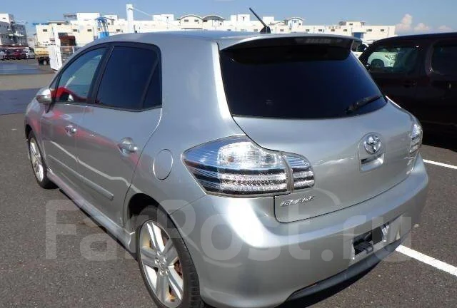 Toyota Blade ����