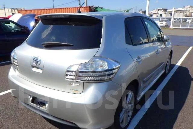 Toyota Blade ����