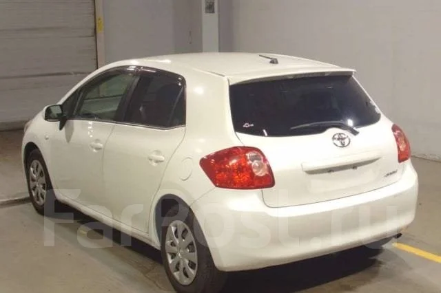 Toyota Auris ����