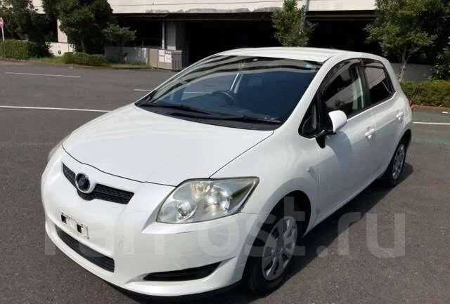 Toyota Auris ����