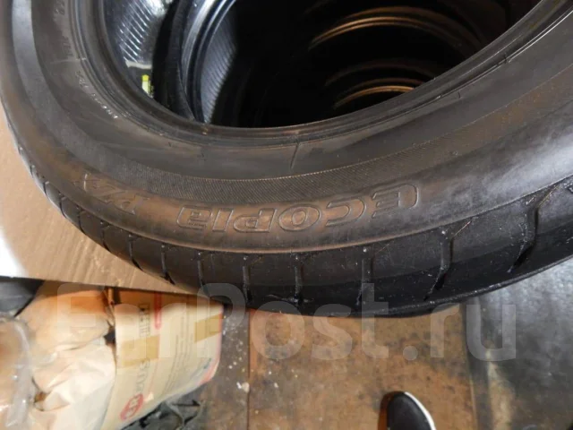 Bridgestone Ecopia PZ-X. ������, 2011 ���, �/�, ����� 50 % ����