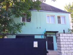 Продаю дом в ст. Анапской 200 кв. м на участке 4 сот. в Анапе Продаю дом в ст. Анапской 200 кв. м на участке 4 сот. Пер. Южный 2а/2, р-н анапская, площадь дома 200,0 кв. м., централизованный водопровод, отопление...