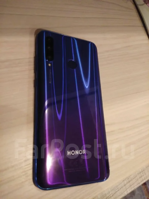 Honor 10i. �����, �����, 3G, 4G LTE, Dual-SIM, NFC ����