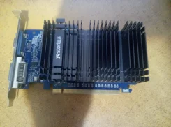GeForce 210 ����
