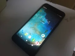 Wileyfox Spark. �/�, ������, 3G, 4G LTE, Dual-SIM ����
