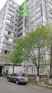 3-комнатная, улица Гамарника 23 во Владивостоке 3-комнатная, улица Гамарника 23. Столетие, агентство, 55,5 кв. м. Дом снаружи