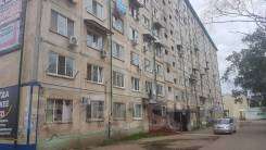 Гостинка, малосемейка, улица Островского 4 в Арсеньеве Гостинка, малосемейка, улица Островского 4. Рынок, агентство, 17,0 кв. м. Дом снаружи