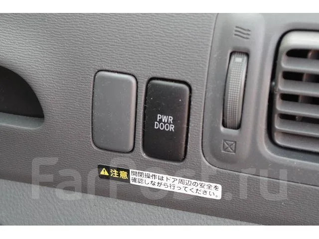 Toyota Raum. �������, ��������, 1.5 (105��.�.), ������, �/�. ��� ����� �� ������������ ����