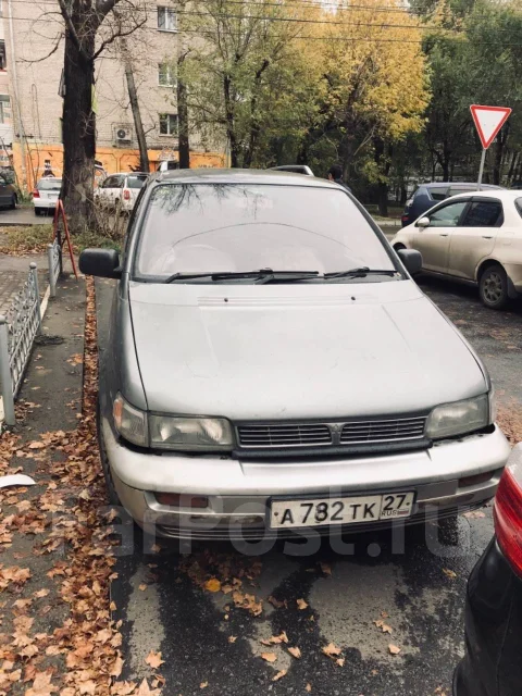 Mitsubishi Chariot. �������, ��������, 2.0 (135��.�.), ������, 300 000����. �� ����