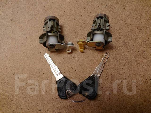 личинка двери мазда 3. личинка багажника мазда 323.