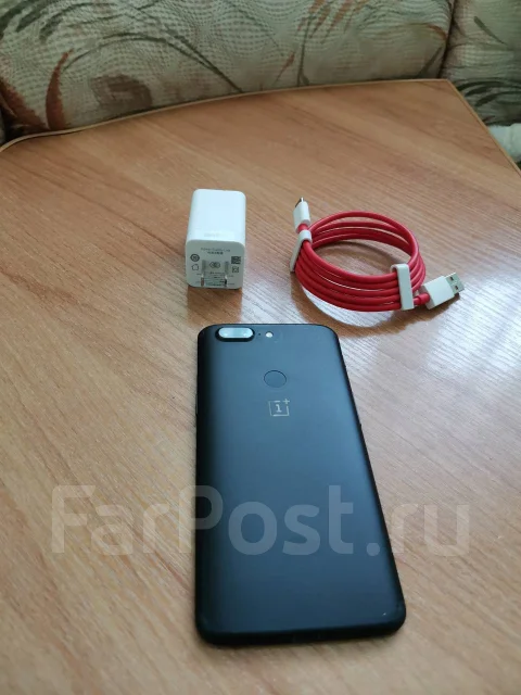 OnePlus 5T. �/�, ������, 3G, 4G LTE, Dual-SIM, ����������, NFC ����