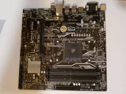 Socket AM4 ����