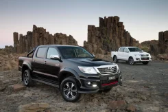 Toyota Hilux Pick Up. KUN25L, 2KDFTV ����