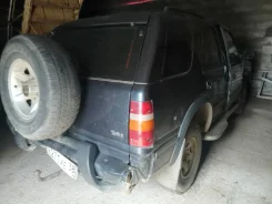 Opel Frontera ����