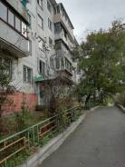 2-комнатная, улица Хабаровская 11 во Владивостоке 2-комнатная, улица Хабаровская 11. Первая речка, агентство, 47,0 кв. м. Дом снаружи