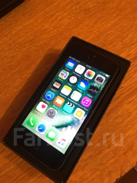 Apple iPhone 5. �/�, �����, ������ ����