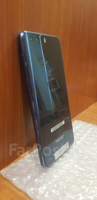 Honor 8. �/�, �����, 3G, 4G LTE, NFC ����
