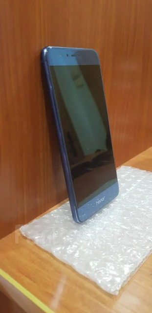 Honor 8. �/�, �����, 3G, 4G LTE, NFC ����