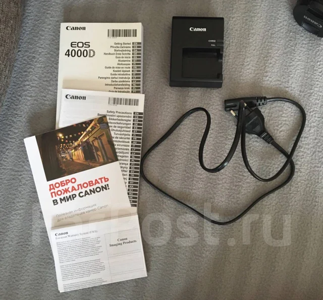 Canon EOS 4000D ����