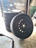 Nokian Hakkapeliitta 4, 205/55 R16 в Яровом Nokian Hakkapeliitta 4. Зимние, шипованные, 30 %