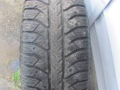 Bridgestone Ice Cruiser 7000, 225х70х16 в Калтане Bridgestone Ice Cruiser 7000. Зимние, шипованные, 2011 год, 20 %