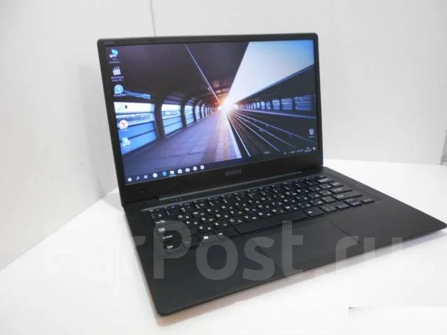 4Good. 11.6", 1,3����, ��� 2048 ��, ���� 32���, WiFi: 1, Bluetooth: 1, ����������� �� 10��. ����