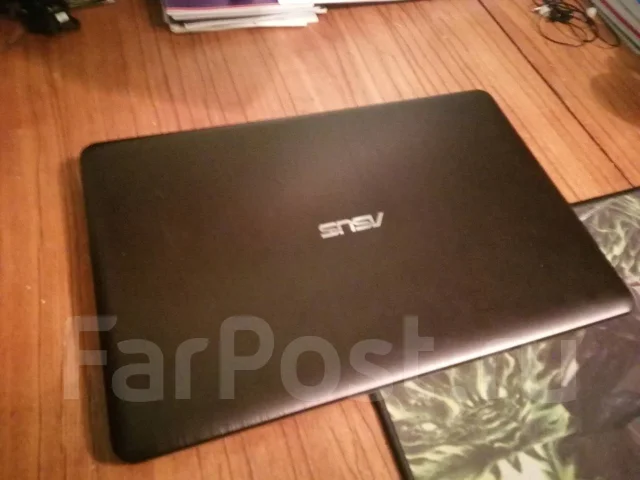 Asus VivoBook X540SA. 15", 1,6����, ��� 2048 ��, ���� 500���, WiFi: 1, Bluetooth: 1, ����������� �� 4��. ����