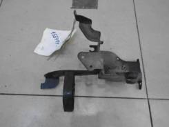 Кронштейн блока ABS (насос) Audi A6 C6, 4F 2004-2011 Номер двигателя CAJ в Карпинске Кронштейн блока ABS (насос) Audi A6 C6, 4F 2004-2011 Номер двигателя CAJ