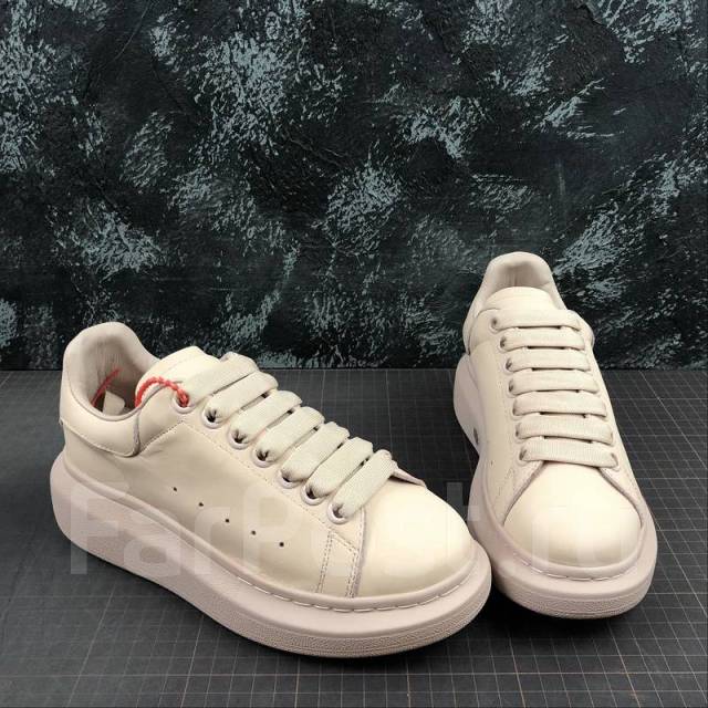 Alexander mcqueen 42 best sale