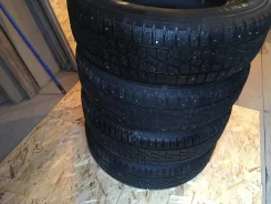 Kumho I'Zen Stud KW11. ������, ��� �����, 2011 ���, �/�, ����� 40 % ����
